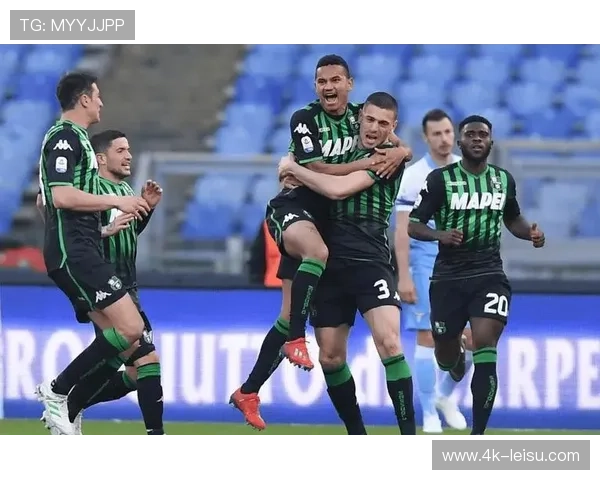 萨索洛迎战比萨，平局大师间的较量