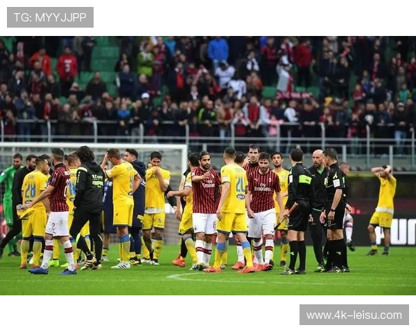 AC米兰火拼罗马，圣西罗上演意甲巅峰对决