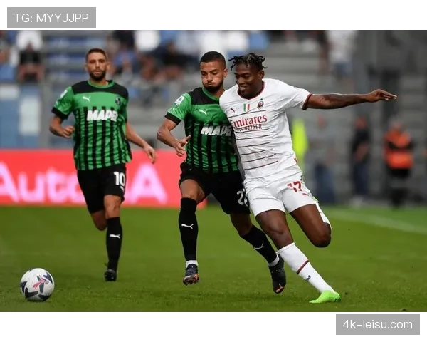 实时：萨索洛通过一次经典的由守转攻，在8秒内完成从本方禁区到进球的整个过程。