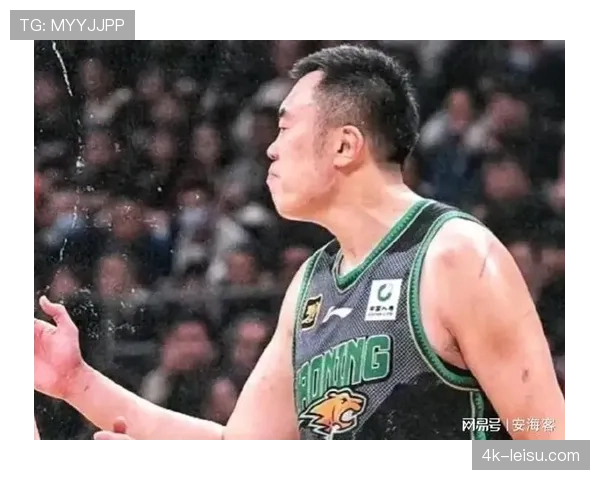 周琦参加踩场训练，直言已准备好应对韩德君